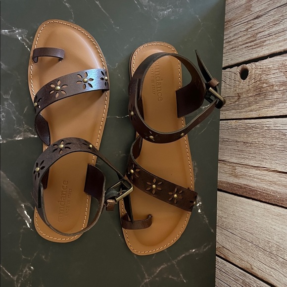 Sundance Shoes - Sundance Walking On Sunshine Brown Leather Sandals, NIB